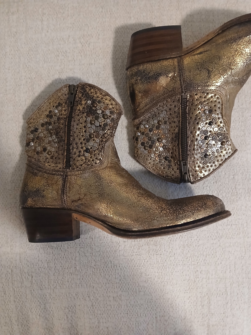 •FRYE• 'Deborah' Metallic Gold Western Ankle Boots with Stud Detail - Picture 11 of 15